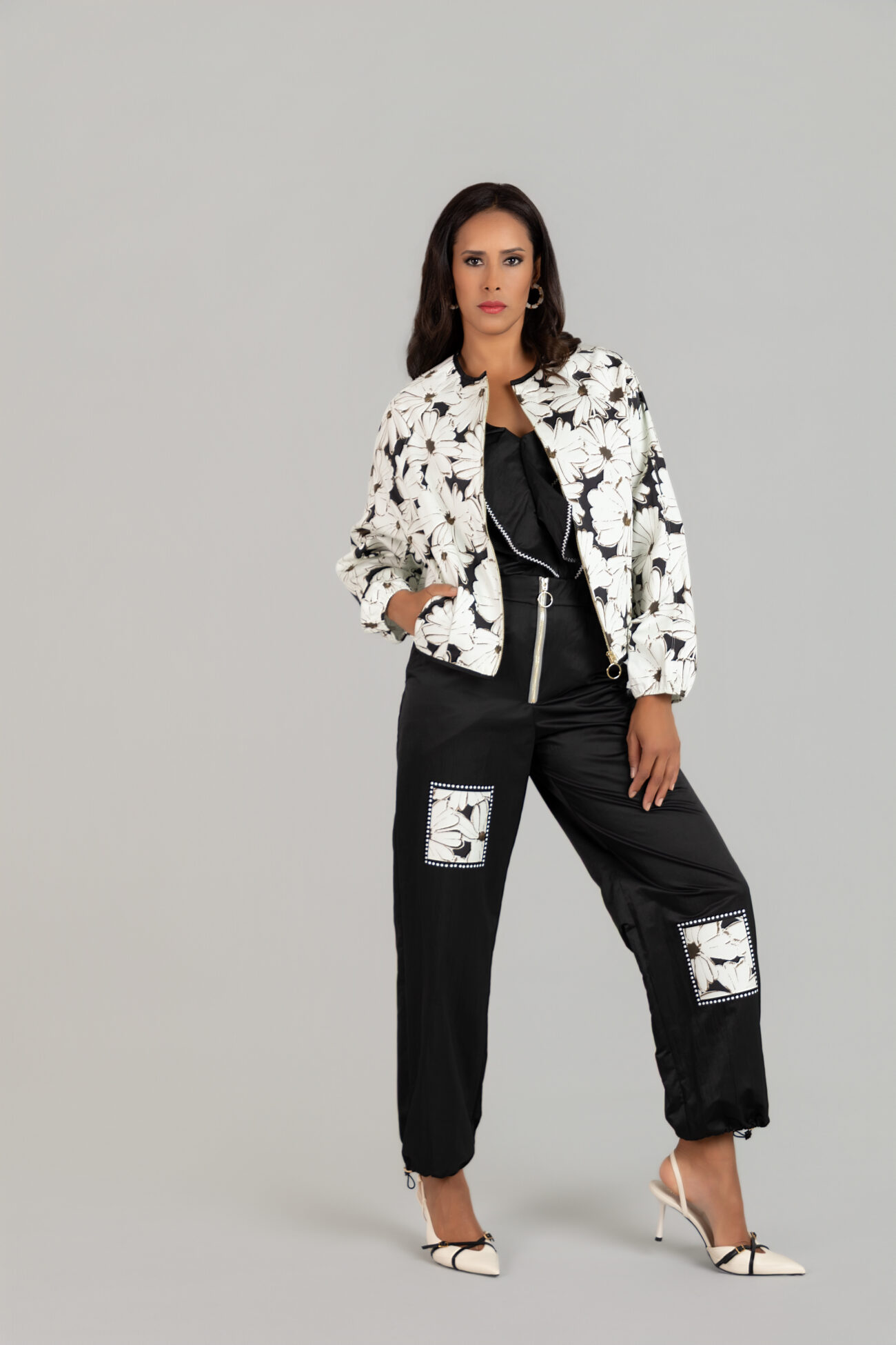 BipBip - Moda española y tienda de ropa para mujer BOMBER TEJIDO ESTAMPADO MARGARITAS