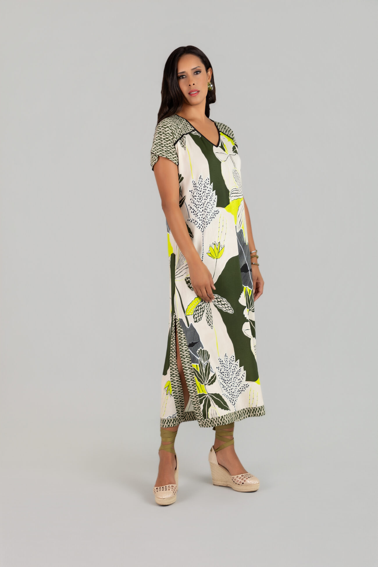 BipBip - Moda española y tienda de ropa para mujer VESTIDO DE PUNTO DE VISCOSA ESTAMPADO - Imagen 2